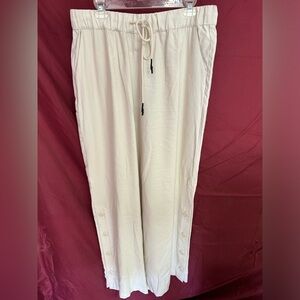 NWT Who What Wear Ankle Jogger size Large